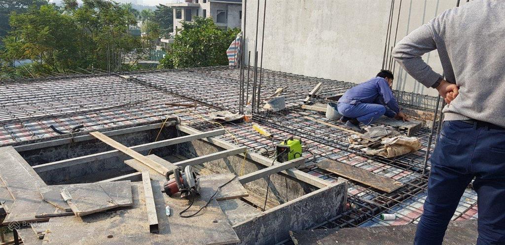 Chính chủ cần bán căn biệt thự tt3 thành phố giao lưu 209m2 giá 79,9 tỷ