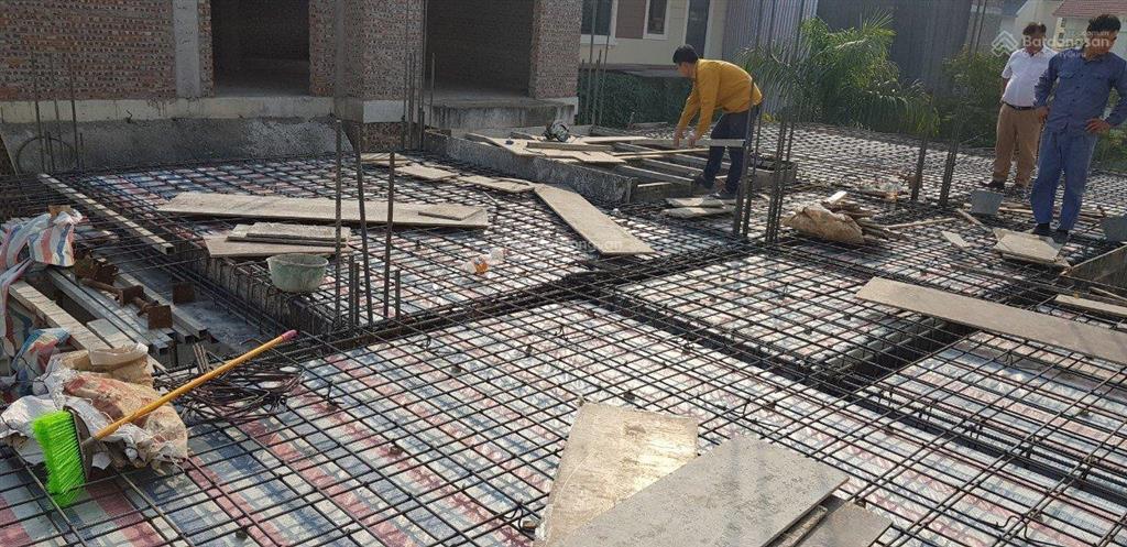 Chính chủ cần bán căn biệt thự tt3 thành phố giao lưu 209m2 giá 79,9 tỷ