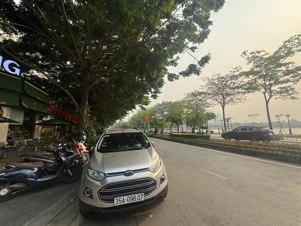 Chính chủ bán biệt thự lô góc hồ điều hoà tp giao lưu