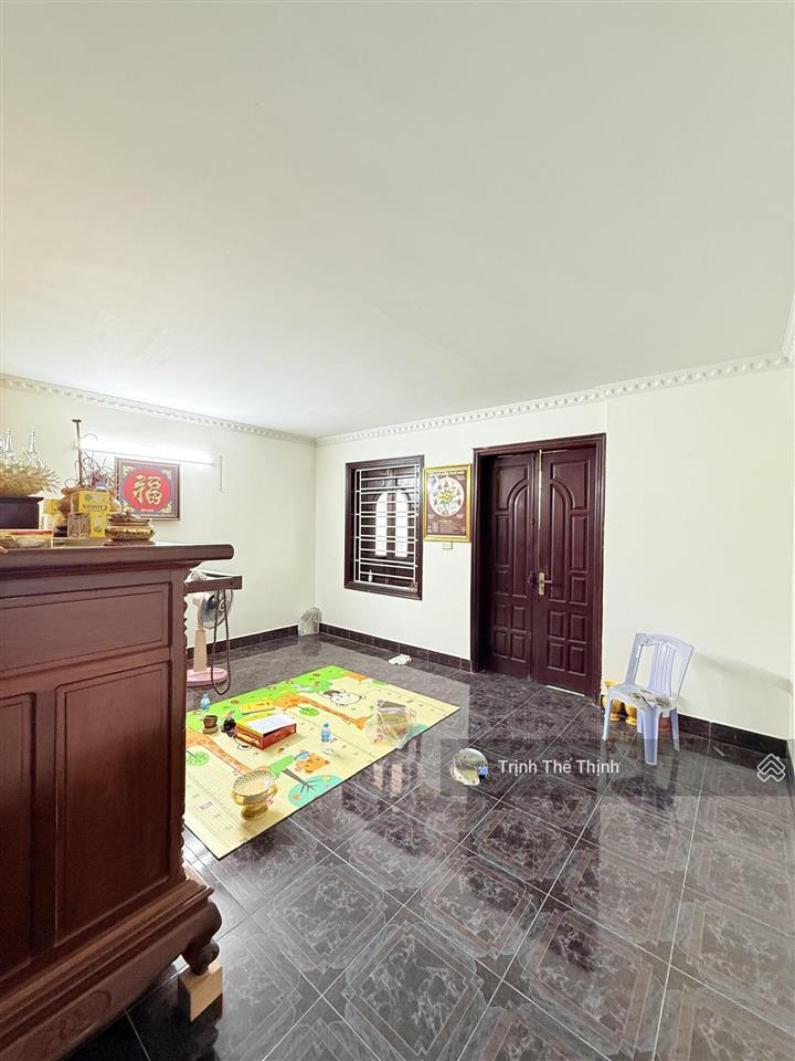 Bán nhà mặt đường hàng kênh điểm đẹp