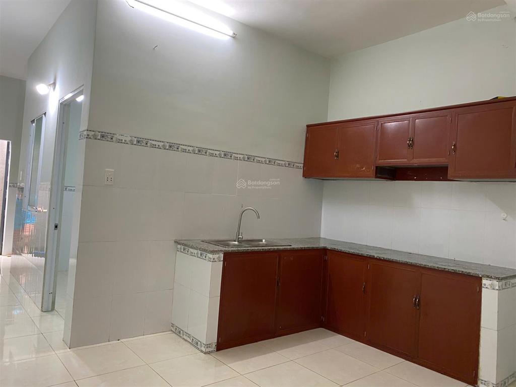Cho thuê nhà riêng tại cổng kcn long đức, 6 triệu, 80m2, 3pn, 2wc, bao đẹp!