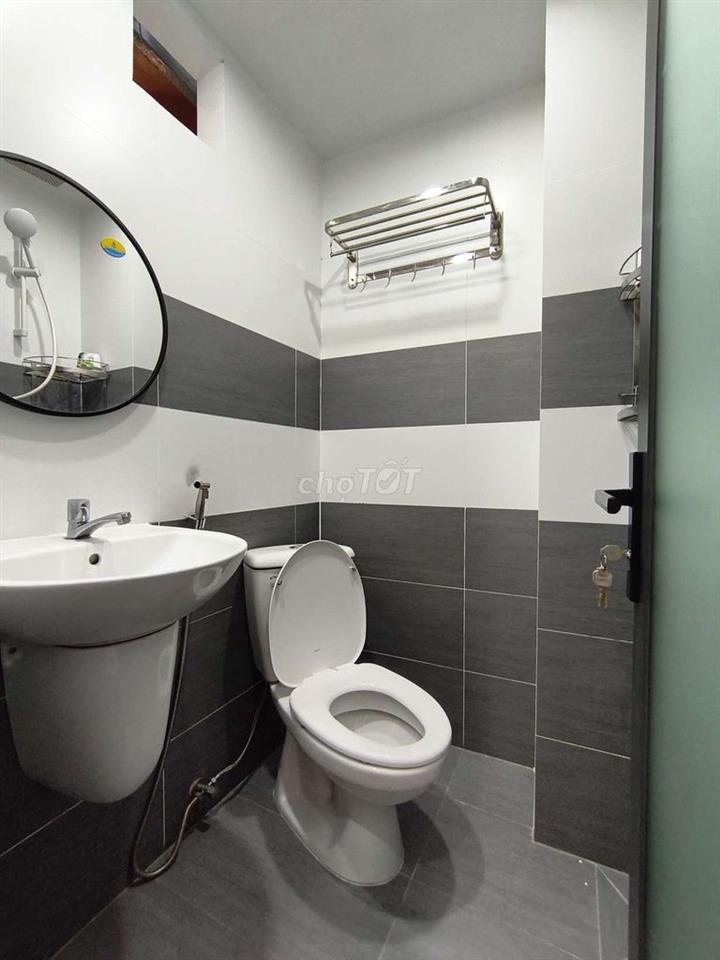 Nhà 3 Tầng 2 Phòng 3 WC Nguyễn Tri Phương Q10