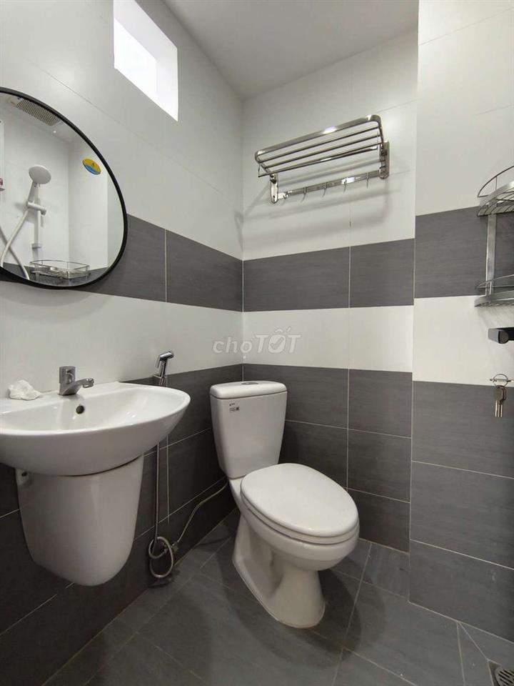 Nhà 3 Tầng 2 Phòng 3 WC Nguyễn Tri Phương Q10