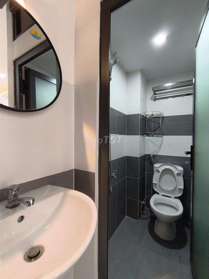 Nhà 3 Tầng 2 Phòng 3 WC Nguyễn Tri Phương Q10