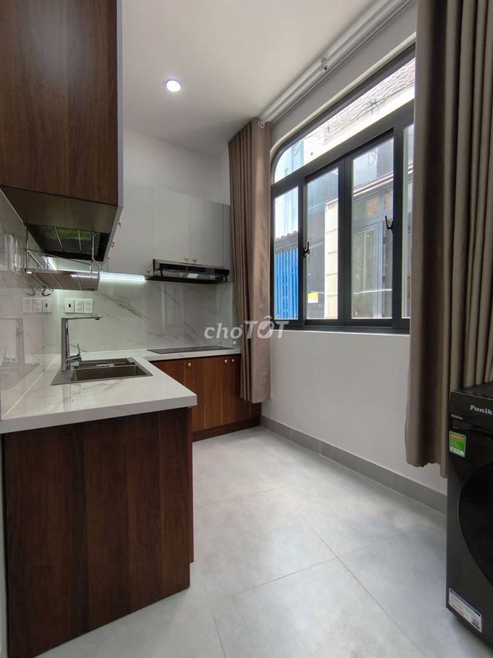 Bán nhà 40m2 đường Nguyễn Lâm P. Cầu Kiệu 3PN 2WC