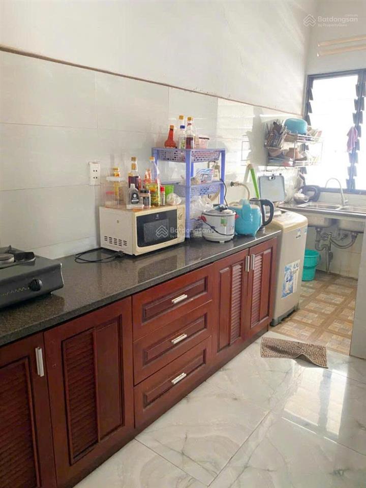 Bán gấp căn góc 86m2  3pn phạm viết chánh sát q1. đang có hđ thuê 11tr. chốt nhanh giá cực tốt