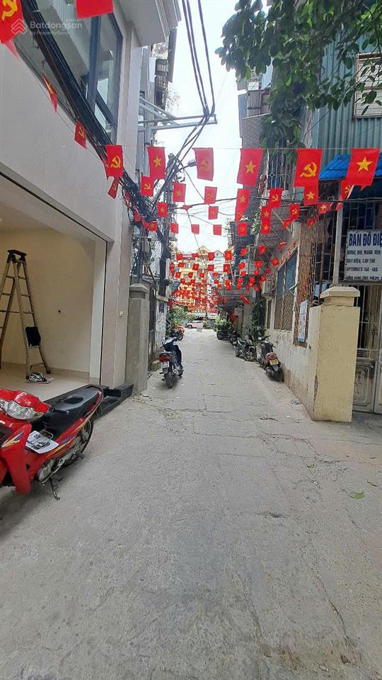 Cho thuê tầng 1 + tầng 2, mỗi tầng 58m² (tổng 100m² sử dụng). đã trừ wc, thang bộ và thang máy