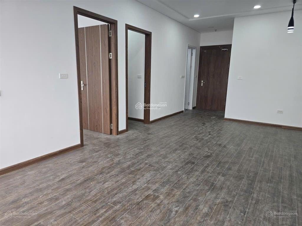 Bán căn hộ thương mại tặng full nội thất, view trung tâm tại quang vinh tower 39 lương khánh thiện