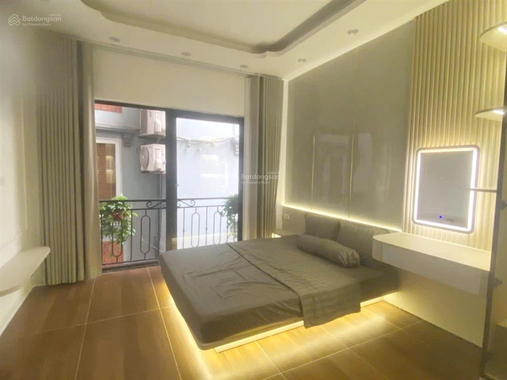 Bán nhà đê la thành  xã đàn  32m2  6 tầng  thang máy