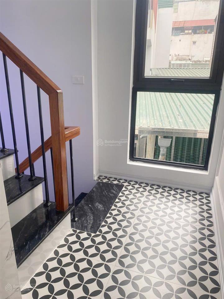 Bán nhà đê la thành  xã đàn  32m2  6 tầng  thang máy