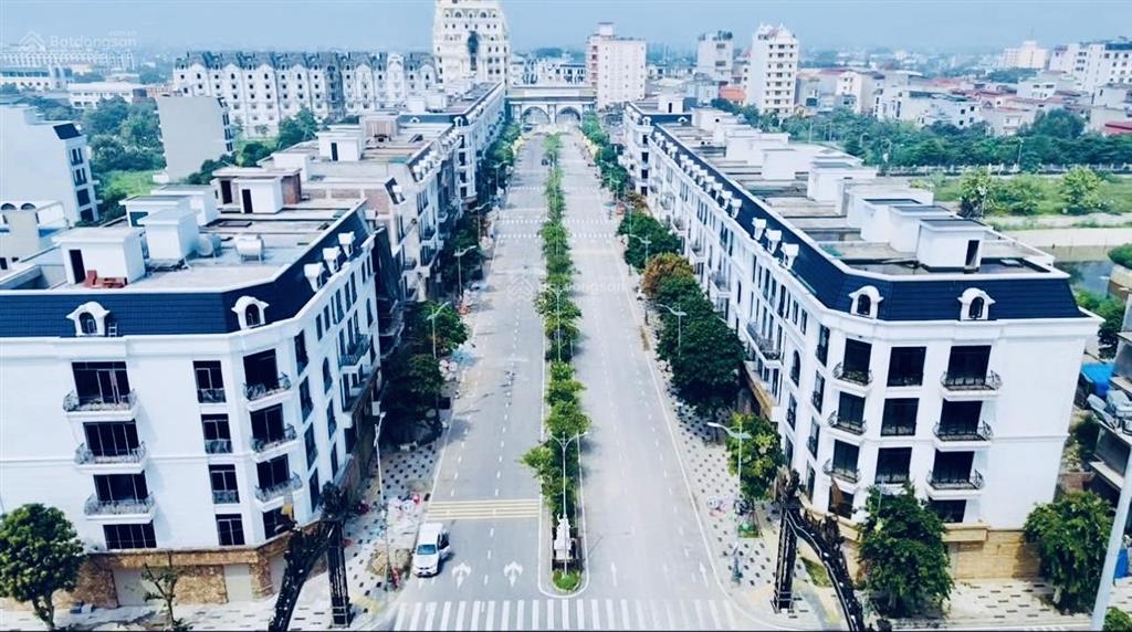 Bán shophouse 5 tầng 100m2,mt5 mặt đường đôi dự án hanaka từ sơn , bắc ninh