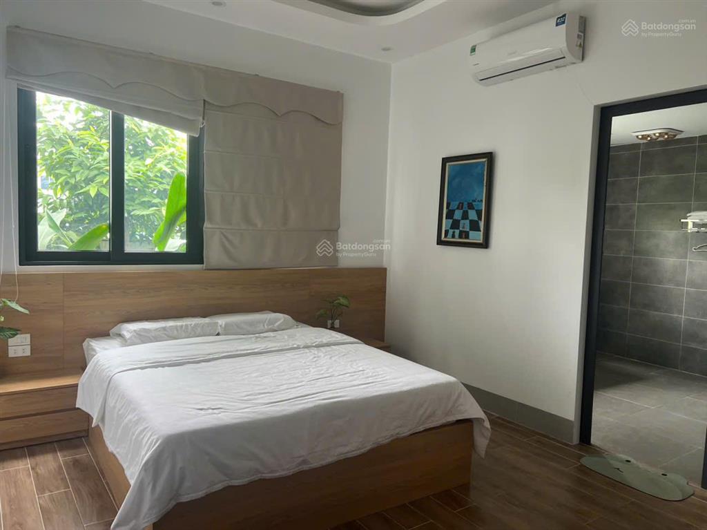 Cần bán gấp villa gần 600m², có bể bơi, sân vườn rộng tại cư yên  lương sơn