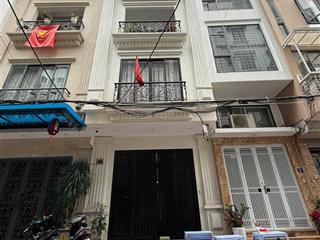 Kiệt tác 7 tầng thang máy  full nội thất cao cấp  có năng lượng mặt trời  phố hồng hà