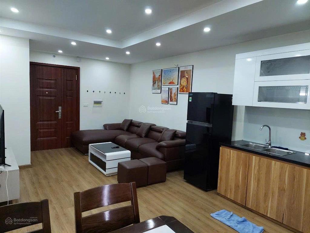 Chính chủ bán gấp căn hộ 2 ngủ full nội thất tòa central field 219 trung kínhcầu giấy. giá 5,9 tỷ.