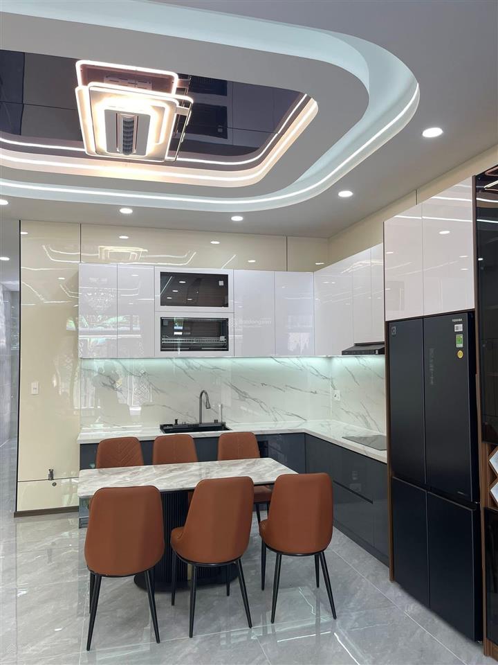 Nhà 5x25 3 ngủ, 1 thờ lớn, đường nguyễn thị sóc hóc môn, sổ hồng riêng hoàn công