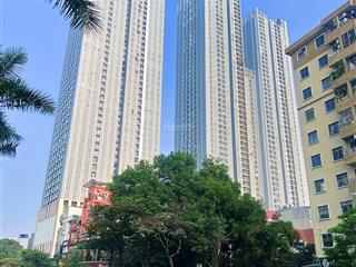 Hàng hot căn 92m2 tầng 20 view thành phố. full giá 5,5 tỷ. tháng 5 bàn giao nhà