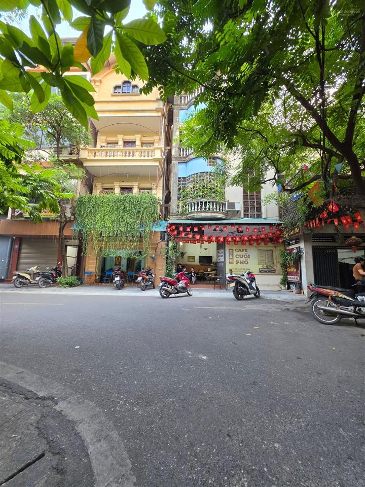 Chính chủ bán nhà mặt phố quận hai bà trưngphố có vỉa hè 3mđường rộng 10mmt 6,2mkd đỉnh