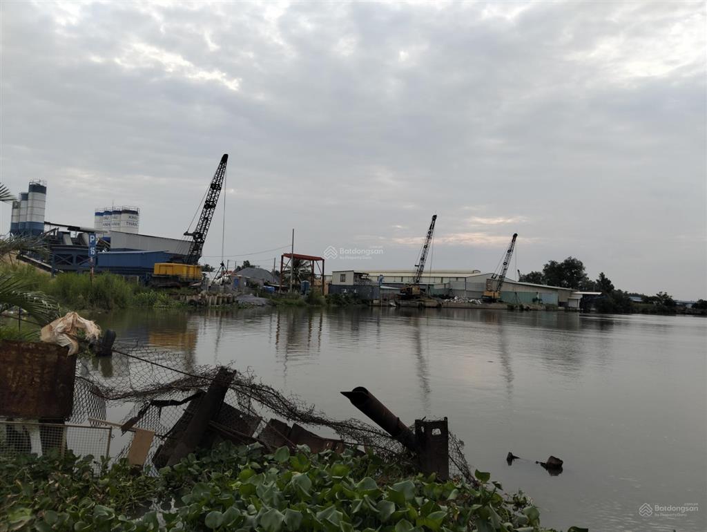 3872m2 có 900m2 thổ cư long hòa cần đước, giá rẻ