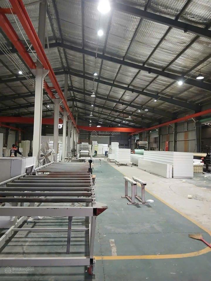 Nhà xưởng 3300m2 mặt tiền đường 832 nhựt chánh bến lức