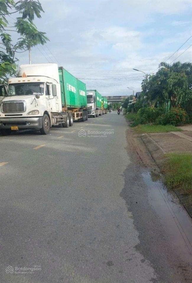 Nhà xưởng 1800m2 full thổ cư mặt tiền đường mỹ yên  tân bửu gần bình chánh