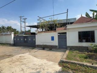 Nhà xưởng 2385m2 mặt tiền đường nhựa 835d long hòa  cần đước giá rẻ