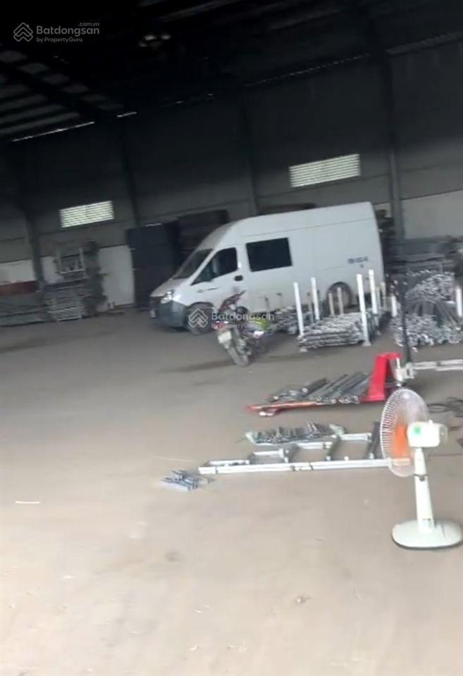 Kho xưởng 1400m2 có 300m2 thổ cư tân bửu đường container