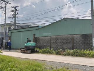 Kho xưởng 1400m2 có 300m2 thổ cư tân bửu đường container