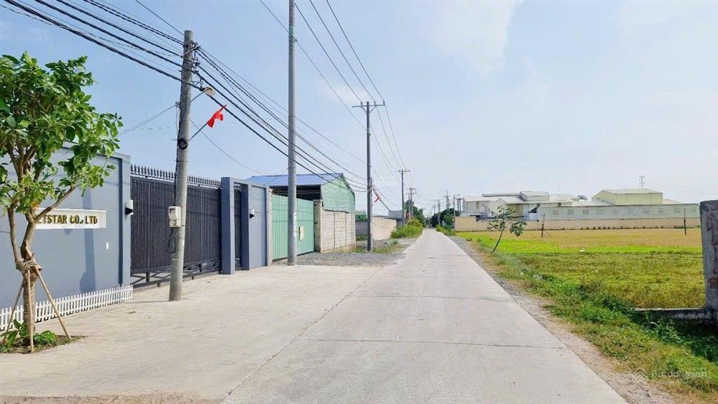 Kho xưởng 1400m2 có 300m2 thổ cư tân bửu đường container