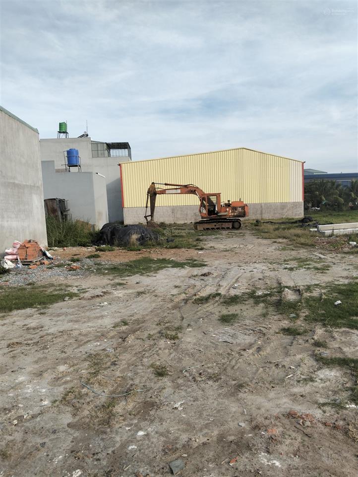 Hàng xây kho xưởng 2000m2 đất skc thanh phú bến lức đường container