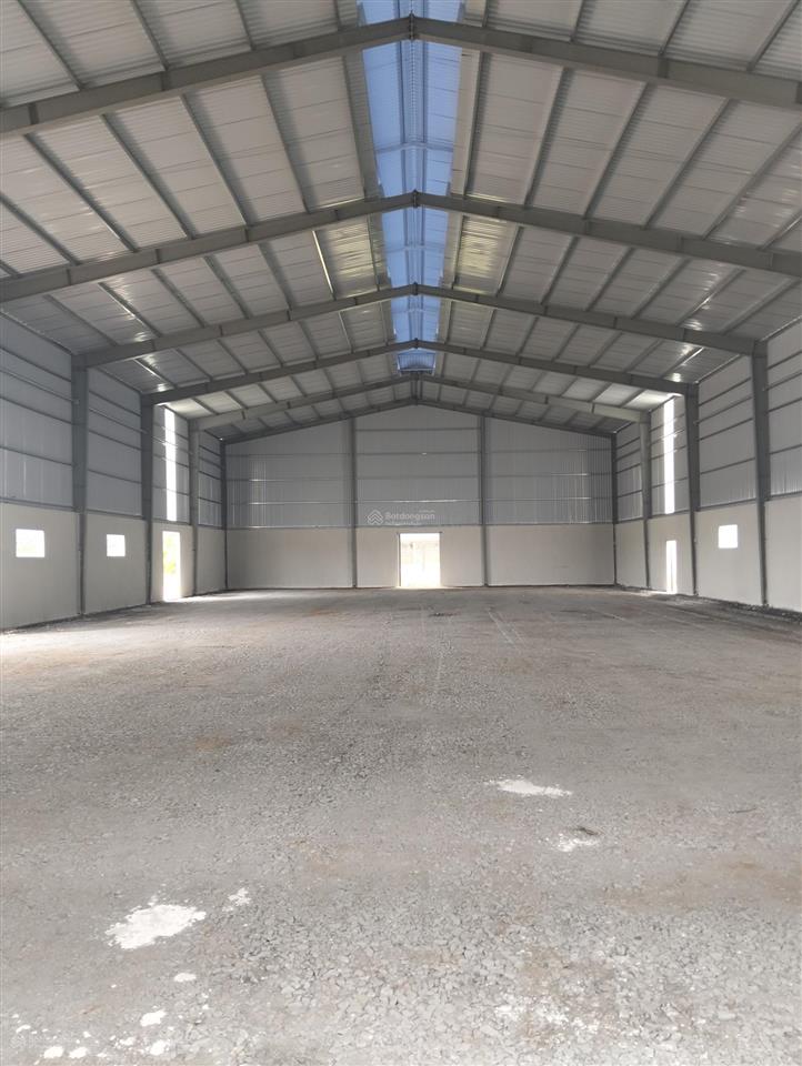 Nhà xưởng 2000m2 đất tmdv mới xây mỹ yên sát bình chánh