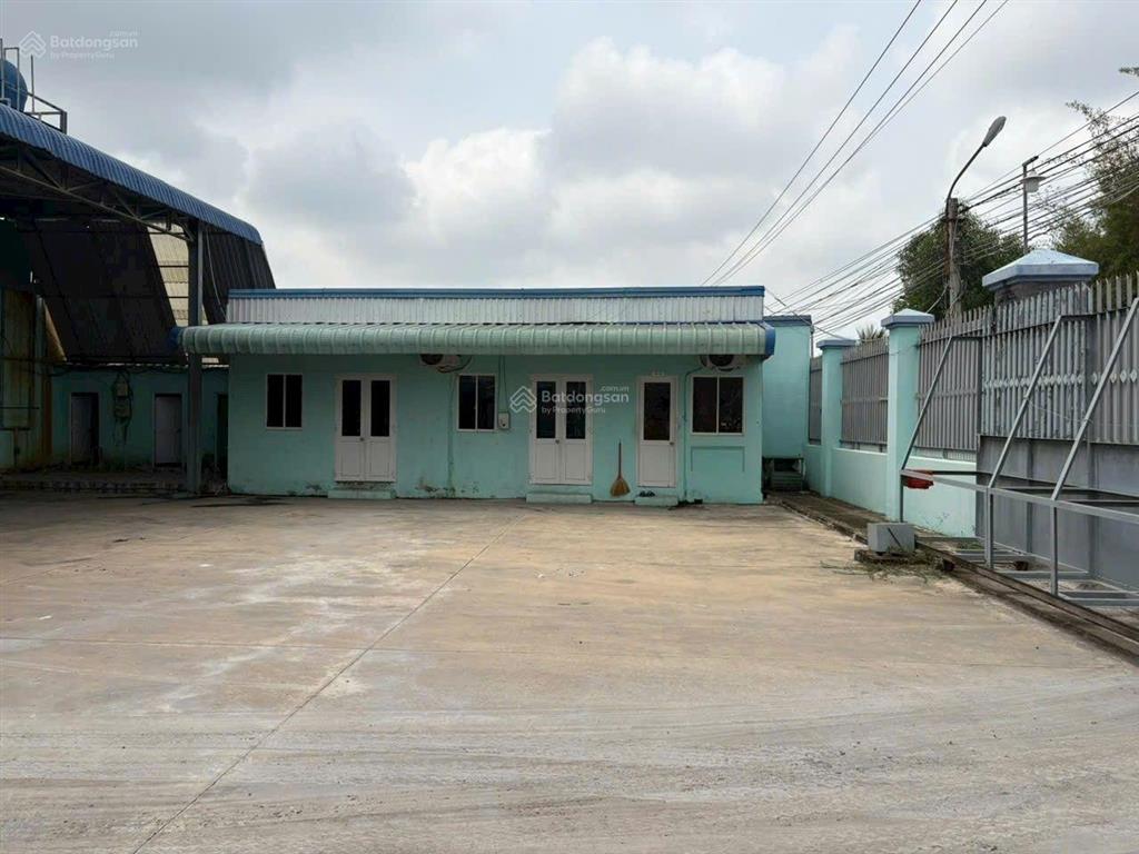 Nhà xưởng 3200m² full thổ cư, điện 3 pha, pccc đầy đủ xã long khê  cần đước đường container