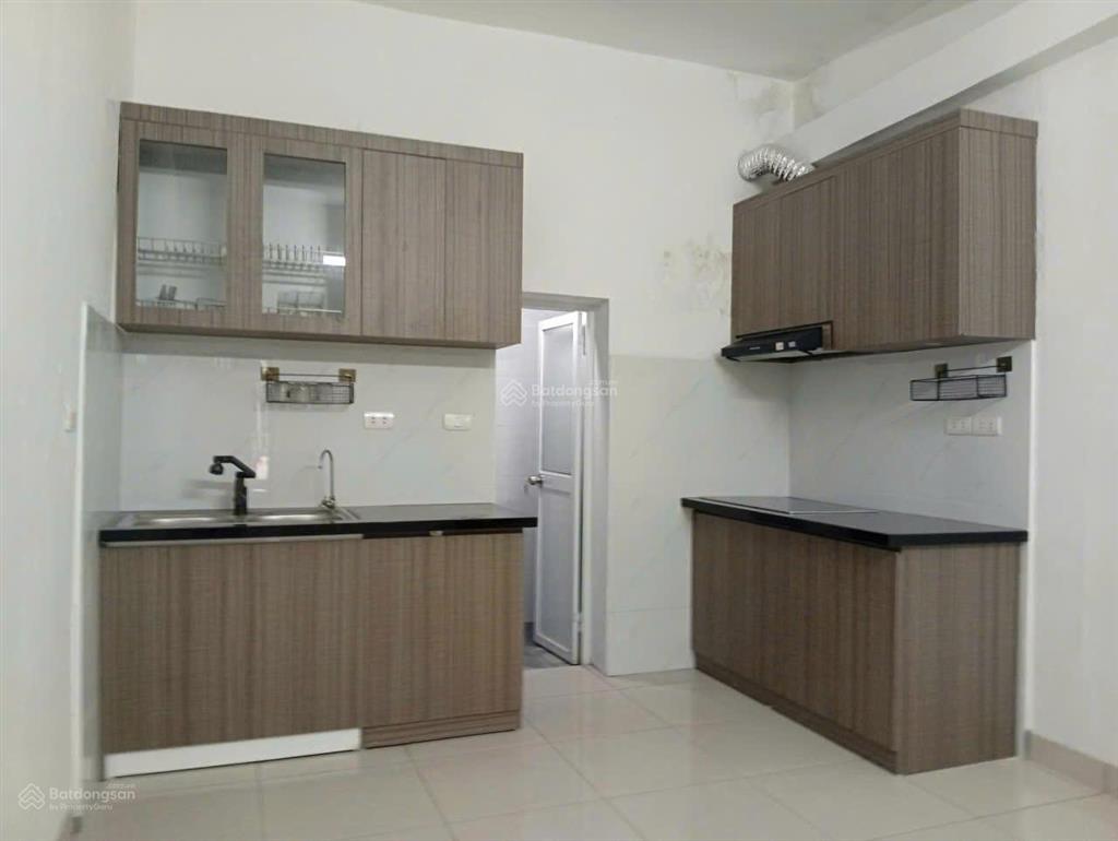 Cần bán gấp nhà mặt ngõ 559 kim ngưu 82.6m2, ngõ rộng ô tô tải, thách thức quy hoạch