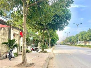 Mặt đường quốc lộ 21 trung sơn trầm sơn tây đất vàng chờ các nhà đầu tư thông thái