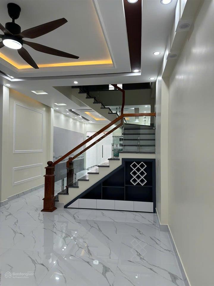 Bán nhà mặt đường chợ hàng cũ  vị trí vàng kinh doanh
