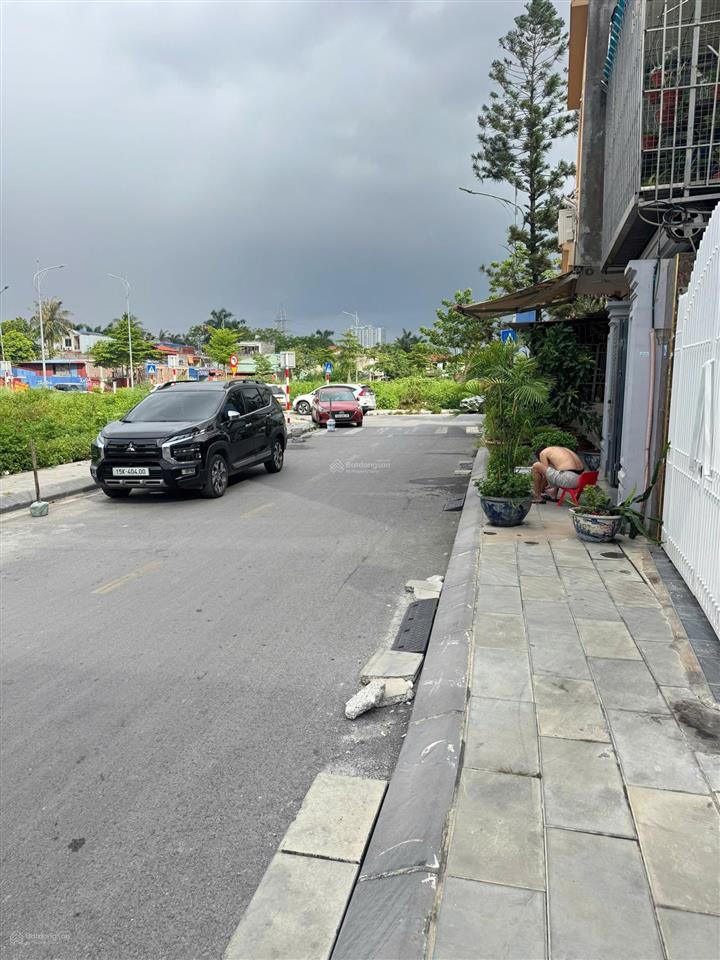 Bìa vừa ra lò  vẫn nóng hổi chỉ 85 triệu/m ( bìa hồng chính chủ ) tuyến 2 lê quang đạo  đông khê