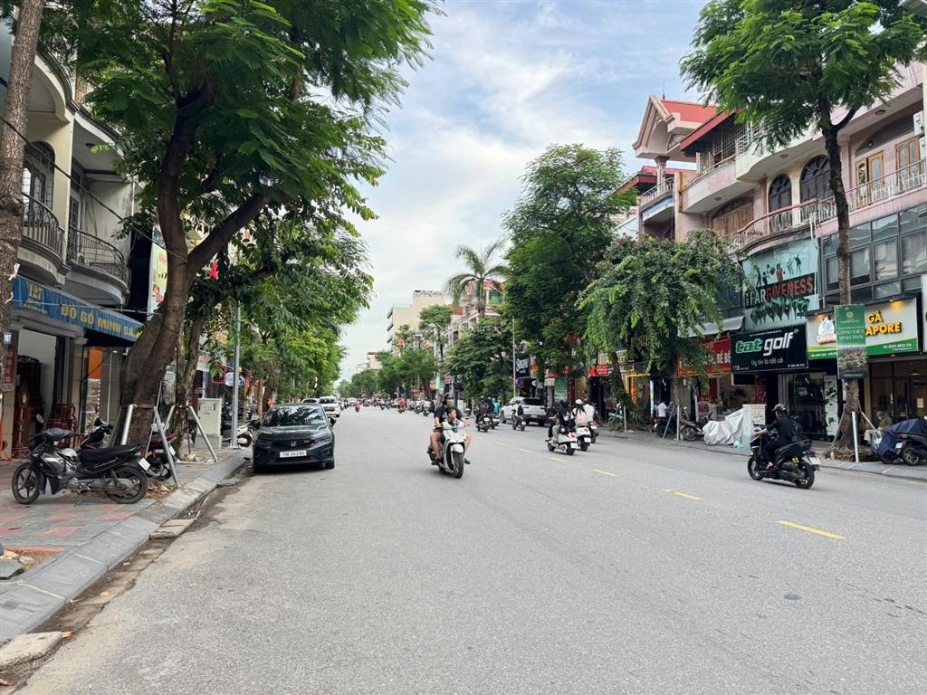 Chủ cần bán căn mặt đường văn cao kinh doanh dòng tiền vị trí đẹp đoạn đầu