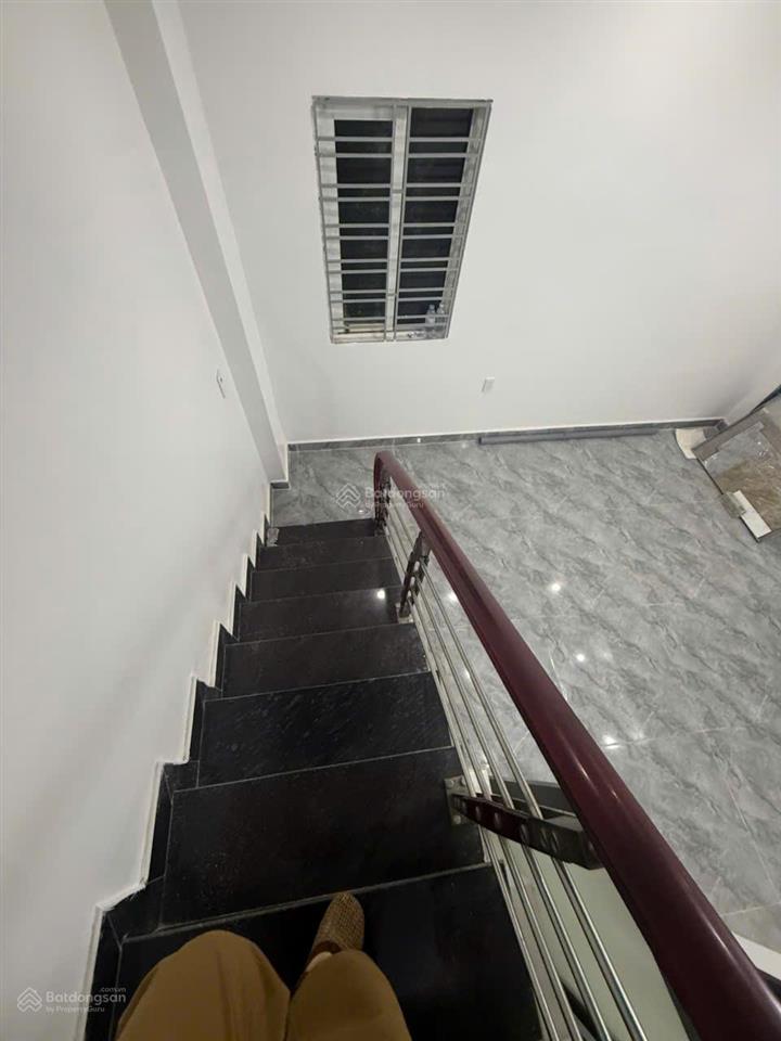 Nhỏ nhỏ xinh xinh tiện ích  1tỷ599 có nhà giữa trung tâm t. phố