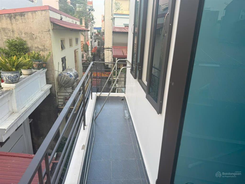 Nhỏ nhỏ xinh xinh tiện ích  1tỷ599 có nhà giữa trung tâm t. phố
