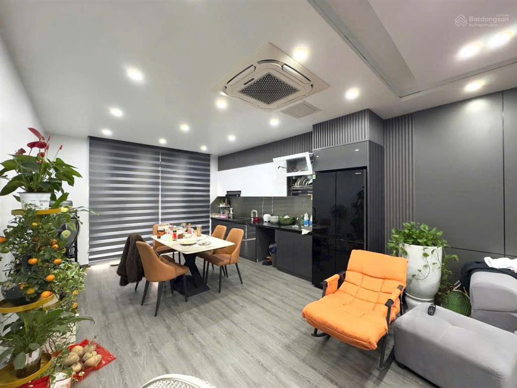 Nhà đẹp có thang máy mặt đường tuyến 3 võ nguyên giáp, lê chân, hải phòng