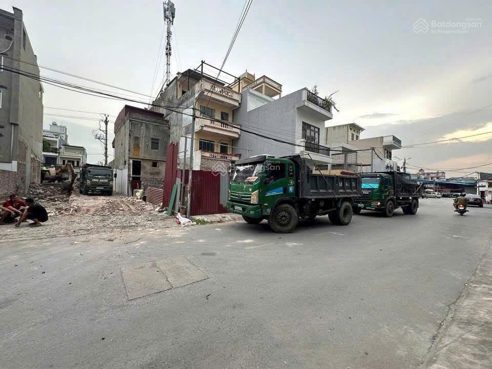 Bán 240m2 mặt đường quán nam  thiên lôi.
 ms 0983 336 ***