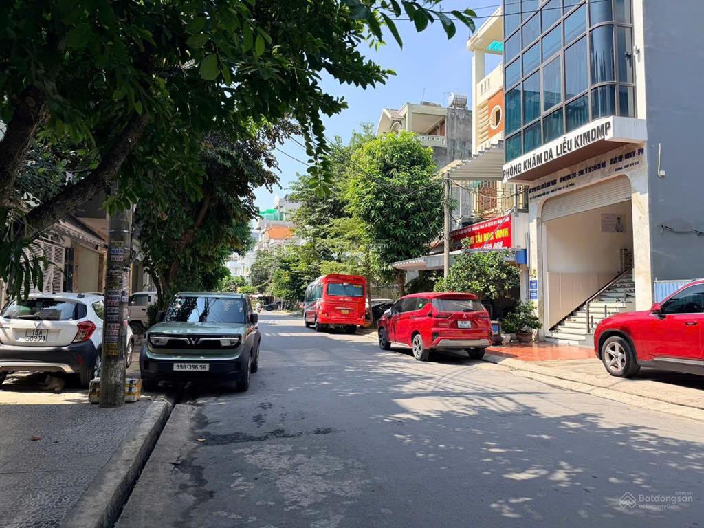 Lô góc gần aeon mall, dt rộng rãi 90,7m2. vị trí hot hot  đất khu 5 vĩnh niệm  icc