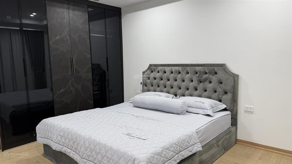 Bán nhà sài đồng  lô góc cực thoáng  ô tô đỗ cửa  full nội thất  long biên