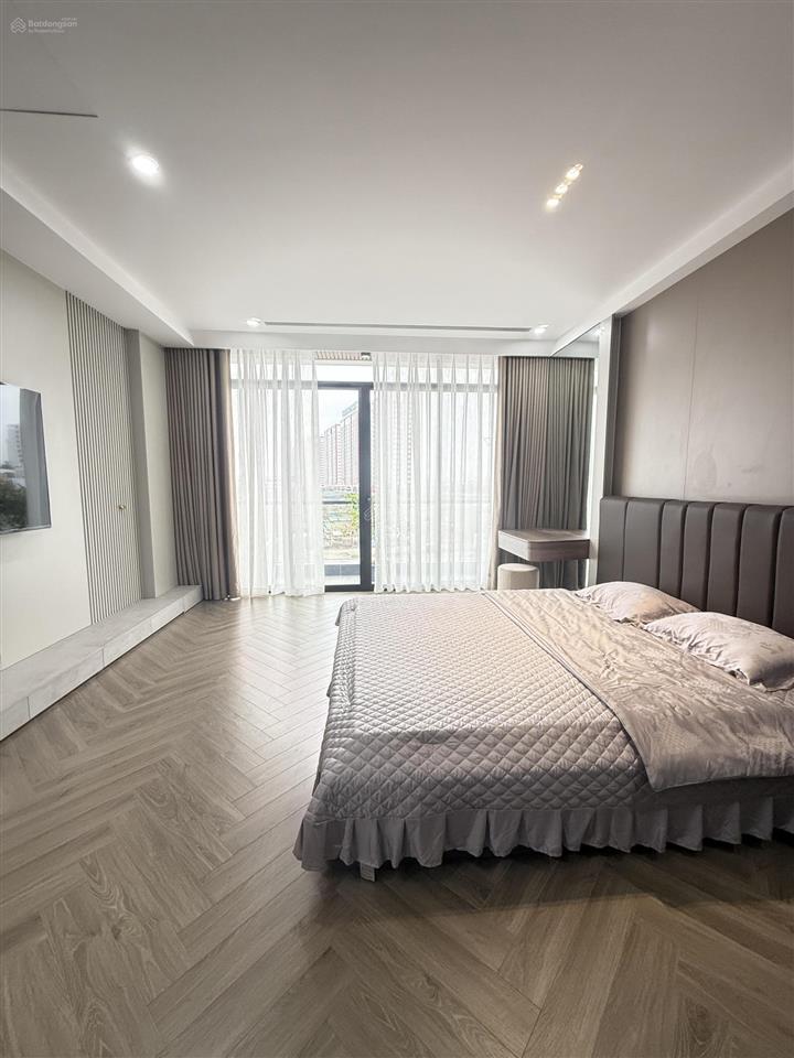 Bán nhà mặt phố lý sơn  việt hưng  55m2  26.5tỷ