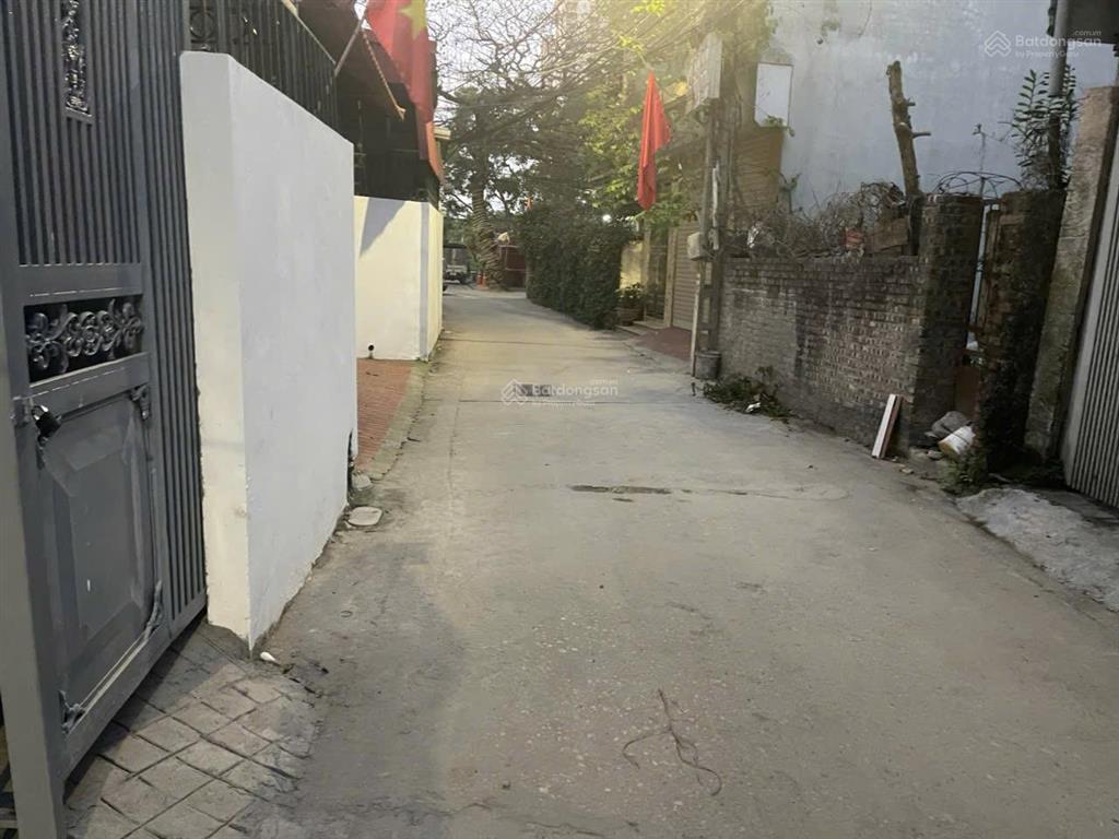 Bán nhà dân xây bát khối  gia đầu tư  diện tích 76m2 giá chỉ 13 tỷ