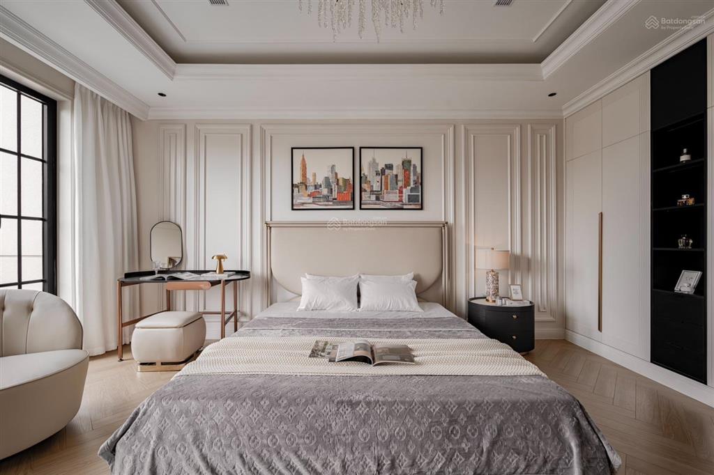 Nhà đẹp mặt hồ  80m2  7 tầng nội thất luxury  nguyễn văn cừ  long biên