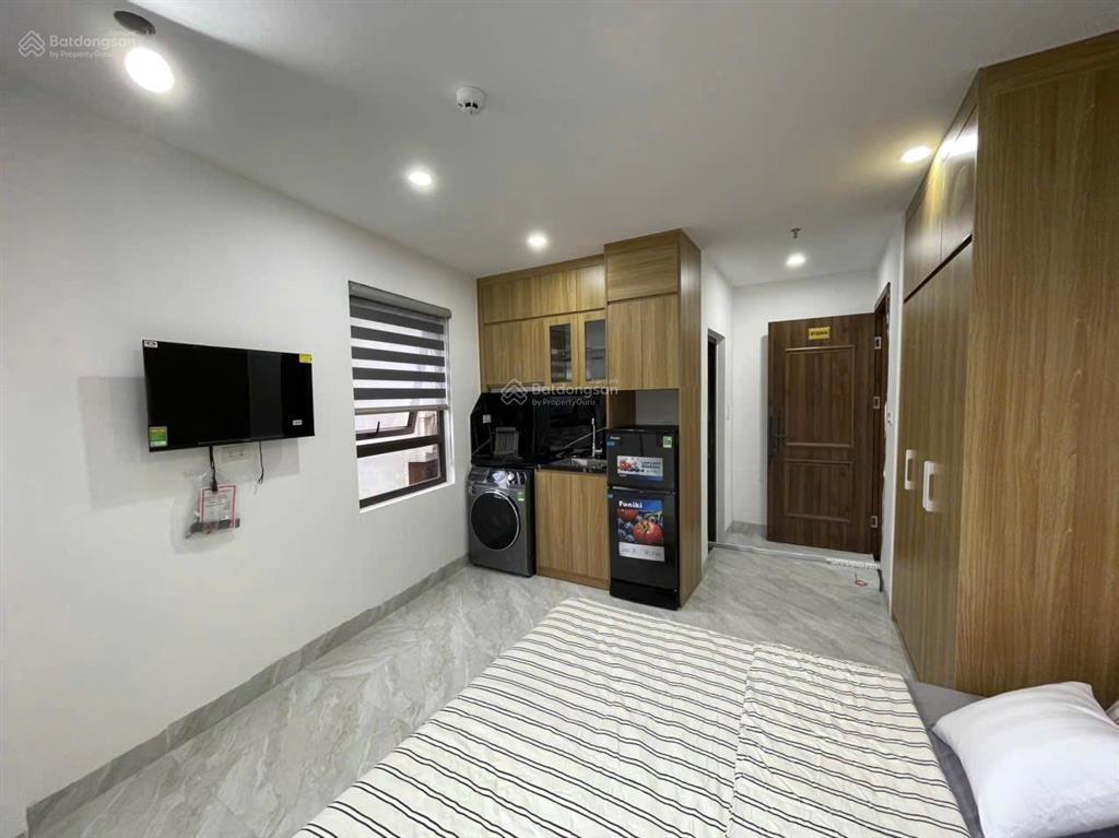 Cần bán căn hộ dòng tiền việt hưng  64m2 x 7 tầng giá sốc