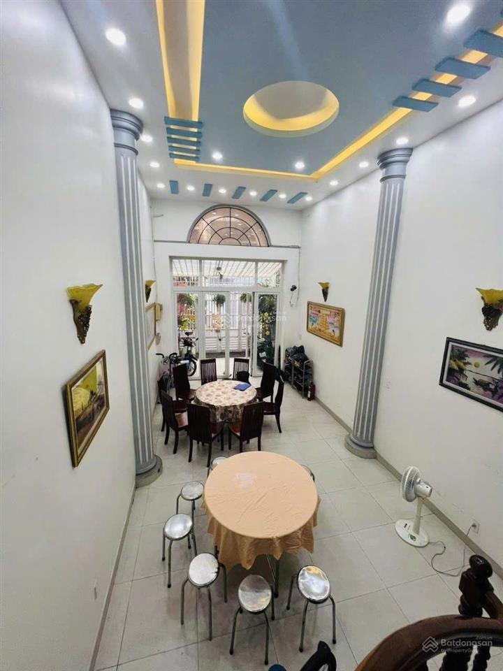 Bán nhà 4 tầng (4x20m) hàng hiếm khu k300 thông ra chợ hoàng hoa thám, p12, giá 13,8tỷ còn tl