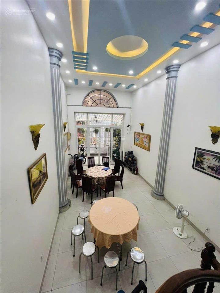 Bán nhà 4 tầng (4x20m) hàng hiếm khu k300 thông ra chợ hoàng hoa thám, p12, giá 13,7tỷ còn tl