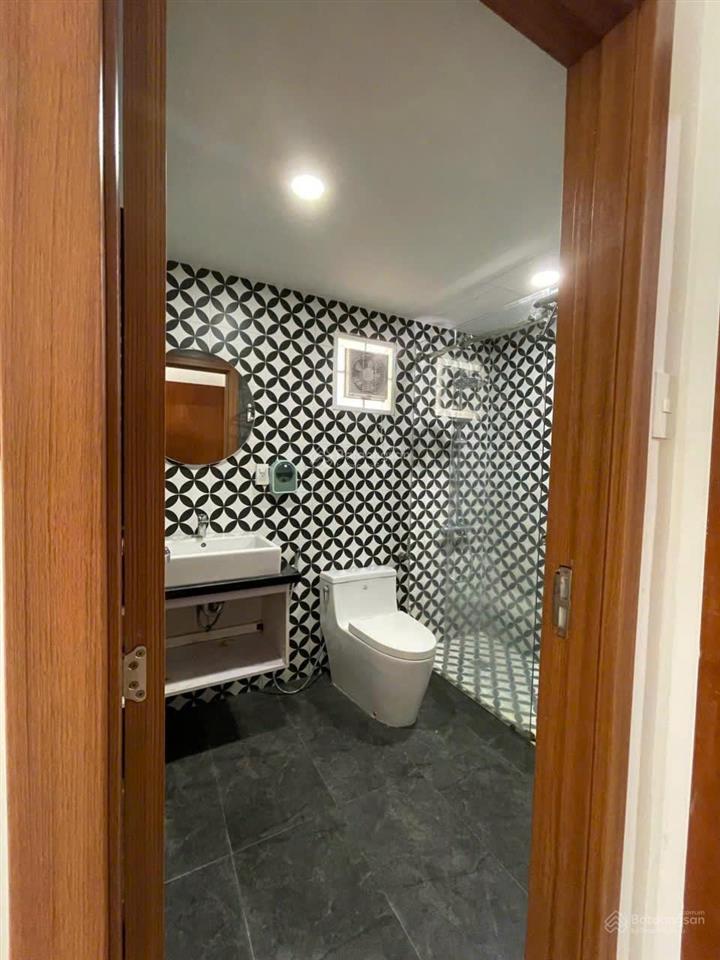 Bán gấp ch 3 phòng ngủ góc hoàng anh gia lai view trực diện hồ thạch gián 117m2 . sổ hồng lâu dài