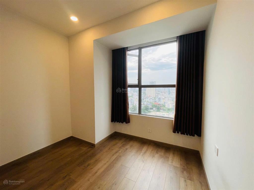 Chính chủ cần bán ch 2pn sky89 q7 view phú mỹ hưng, tầng đẹp, thoáng. ntcb, có sẵn hdt. giá 4.8 tỷ